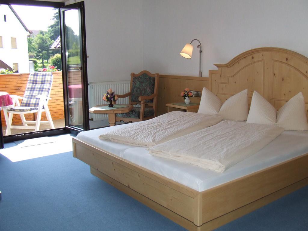 Hotel Drei Lilien Waldbrunn  Habitación foto
